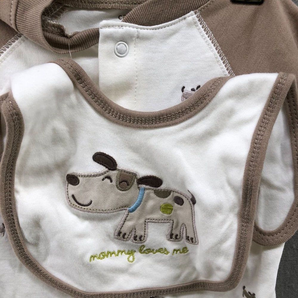 NWOT Carter's Baby 6M Footed‎ Cotton Pajamas 2 Piece Set With Bib Dog Print - Picture 3 of 6